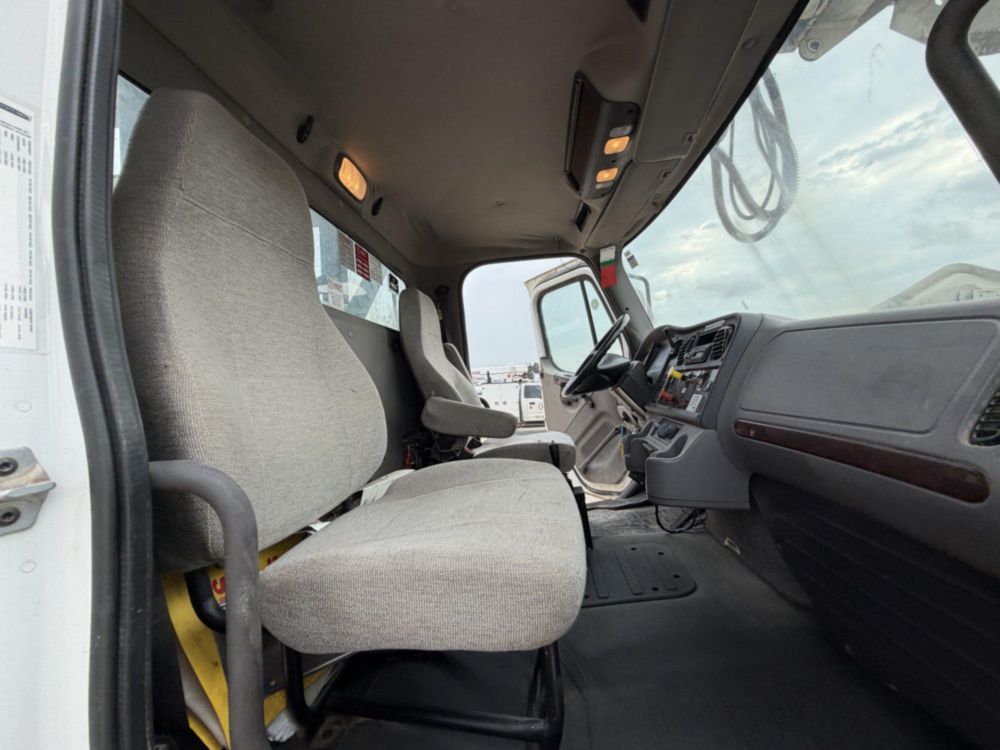 2017 Freightliner M2 Terex Commander 4047 Digger Derrick Truck