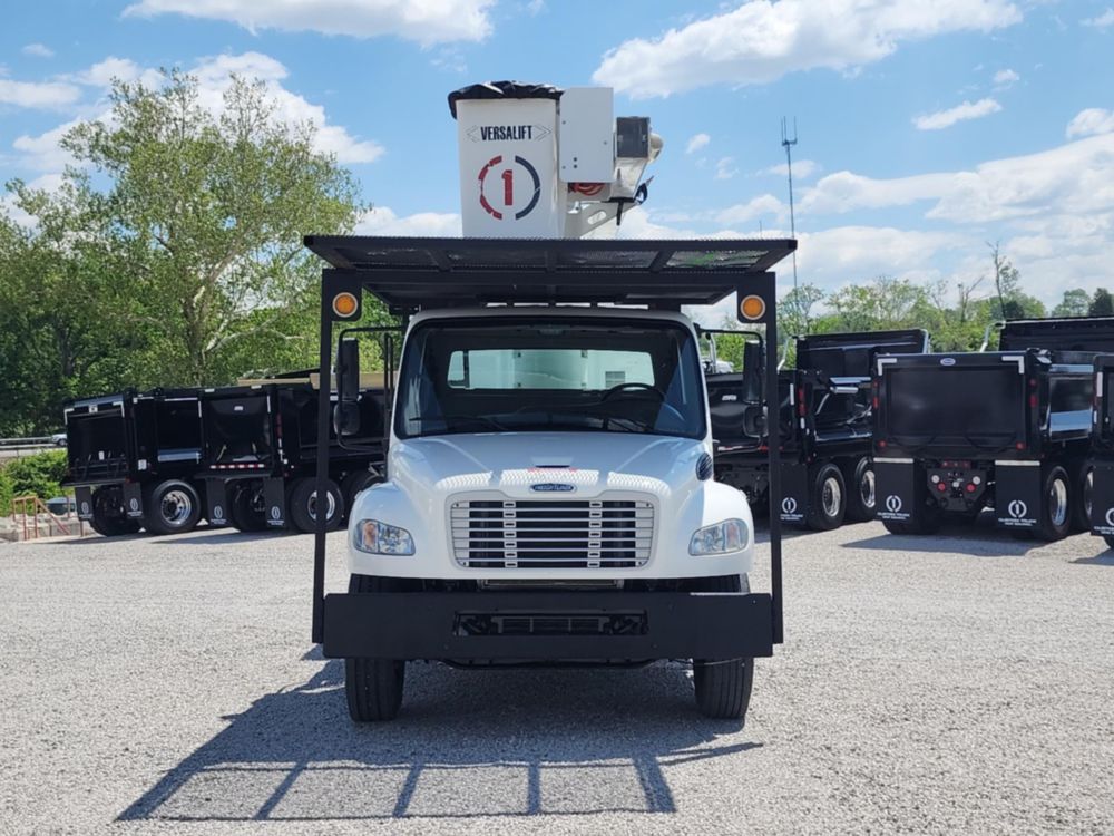 2018 Freightliner M2106 4x2 Versalift VO255REV-03 Forestry Bucket Truck