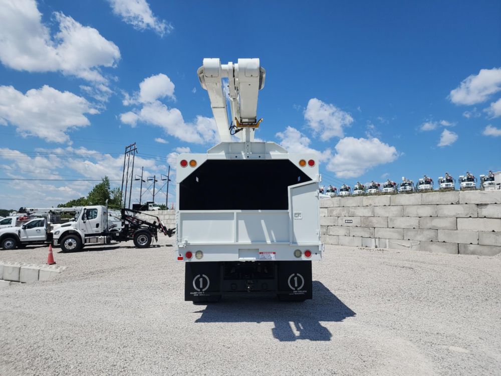 2018 Freightliner M2106 4x2 Versalift VO255REV-03 Forestry Bucket Truck