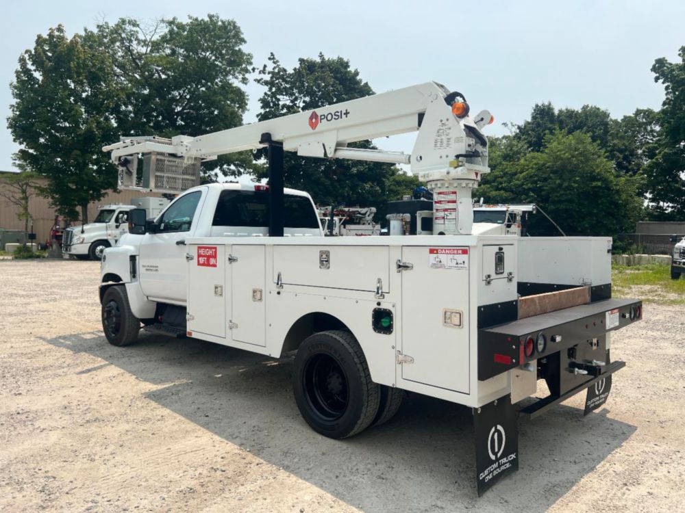 2022 Chevy 5500 4x2 Posi+ 700-40 Cable Placer Truck