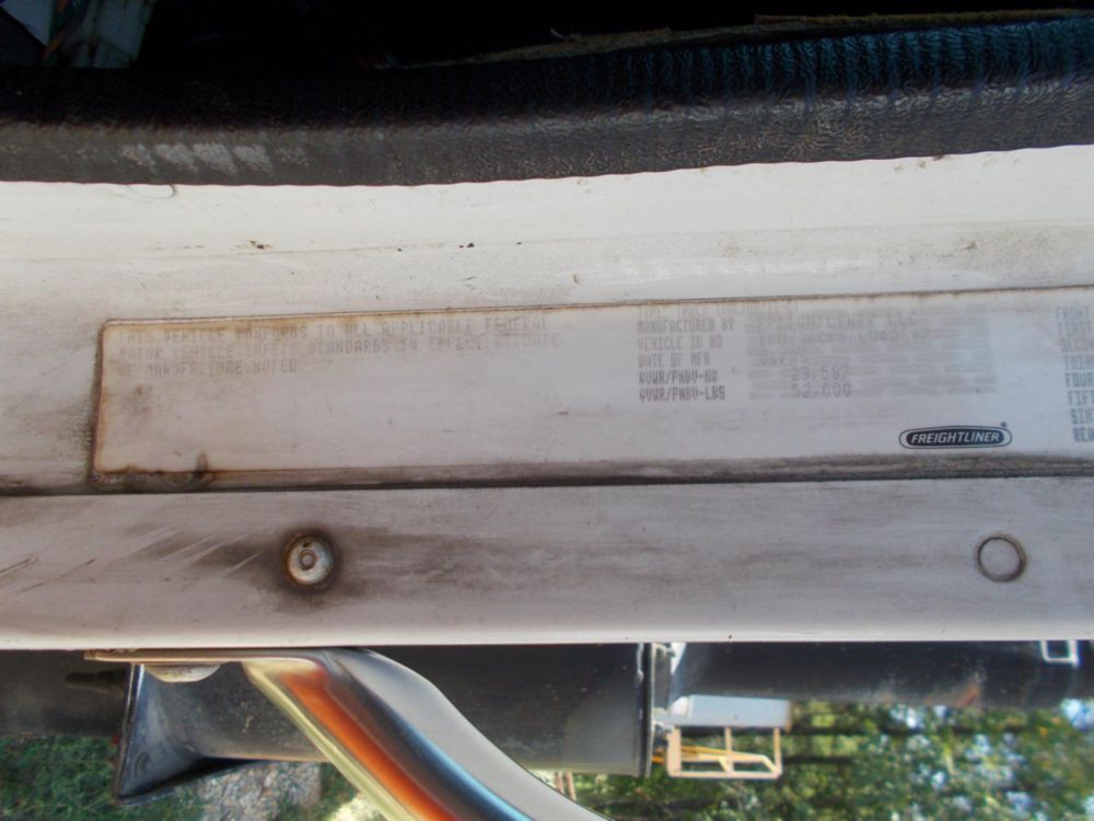 2006 Tandem UNK 700 bbl Vacuum Truck