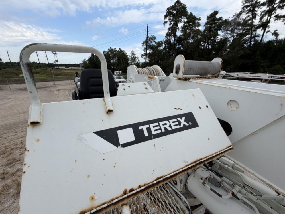 2012 International 7400 6x6 Terex Commander "Incomplete"6060 Digger Derrick Truck