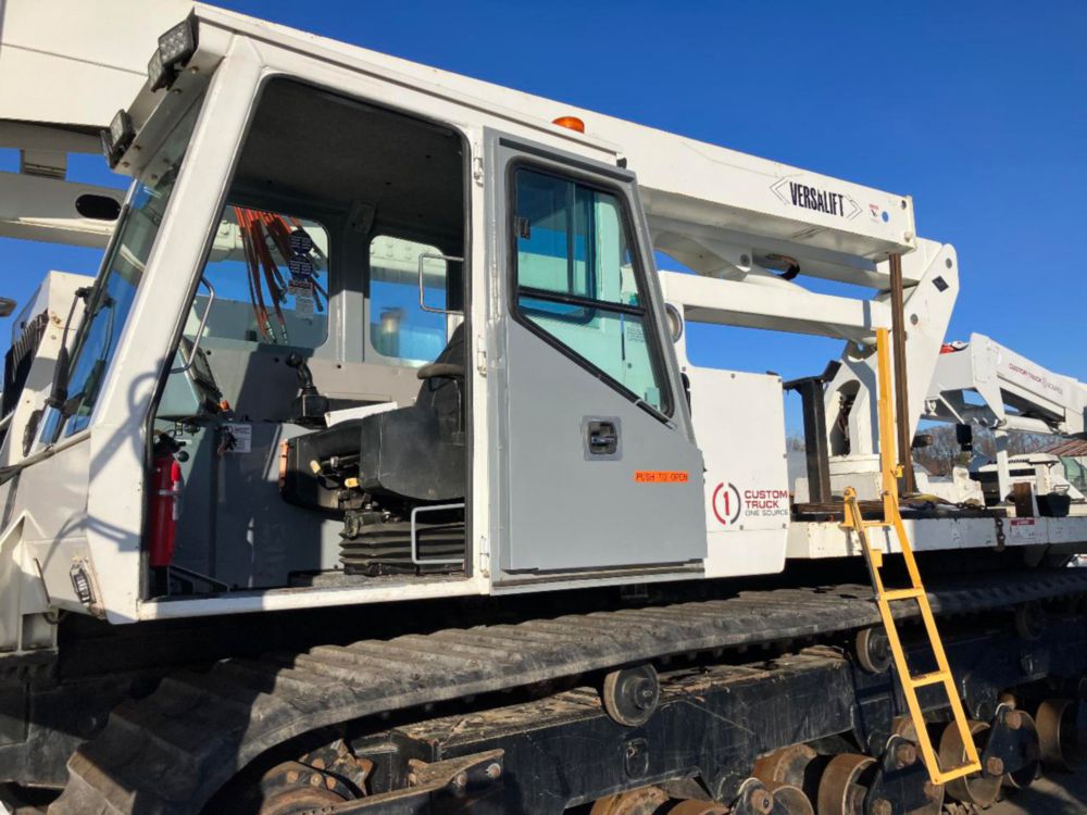 2016 CTRAC-8000 Tracked Versalift VST-9500-I Bucket