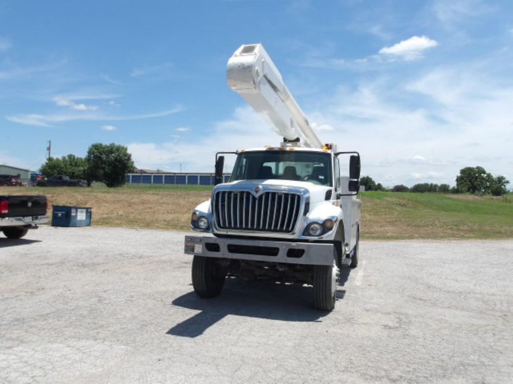 2013 Int'l 7300 4x4 Altec AA-755 Bucket Truck