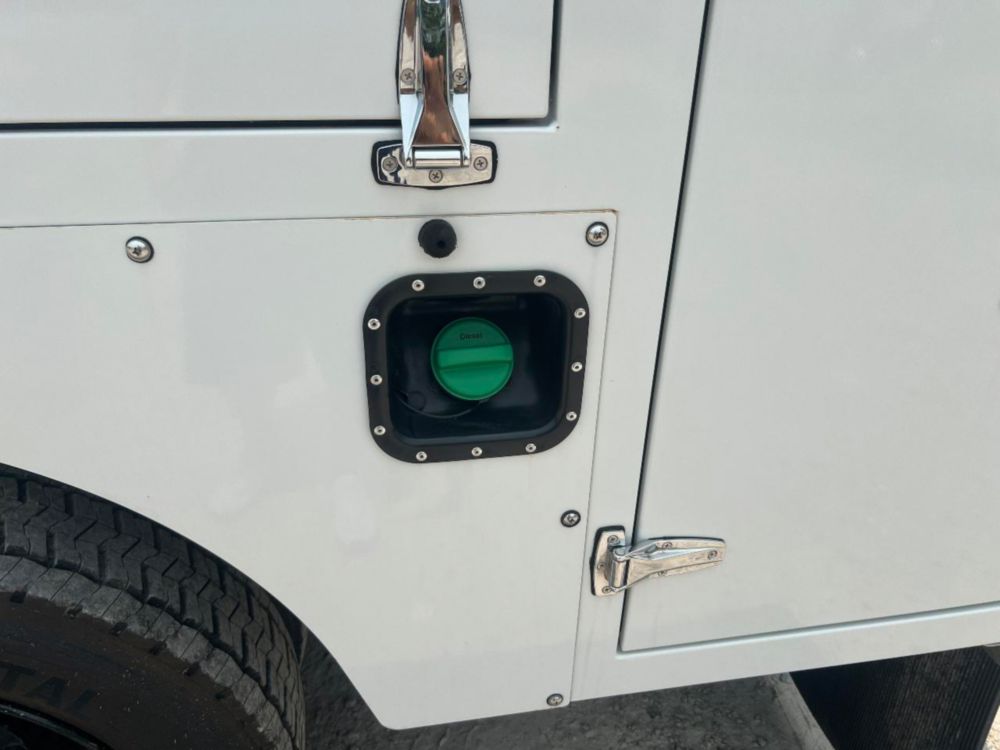 2022 Chevy 5500 4x2 Posi+ 700-40 Cable Placer Truck