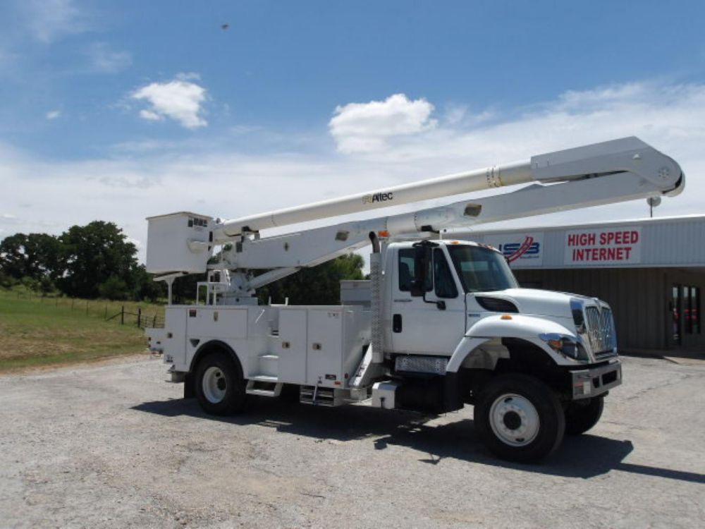 2013 Int'l 7300 4x4 Altec AA-755 Bucket Truck