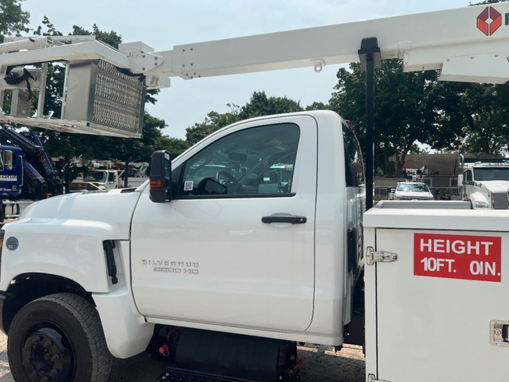 2022 Chevy 5500 4x2 Posi+ 700-40 Cable Placer Truck