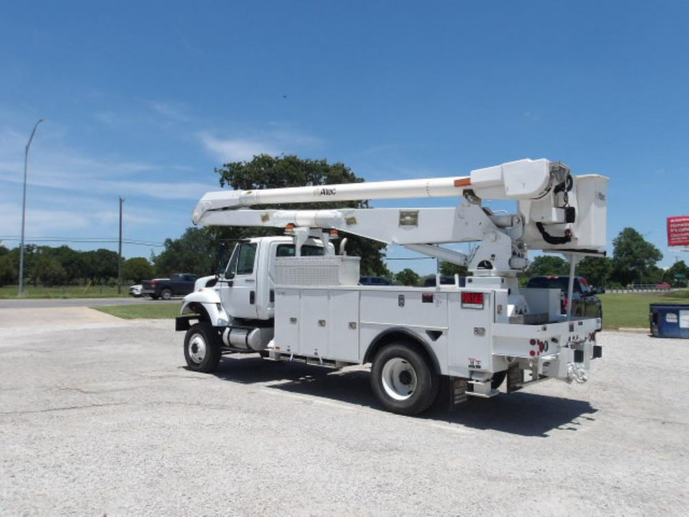 2013 Int'l 7300 4x4 Altec AA-755 Bucket Truck