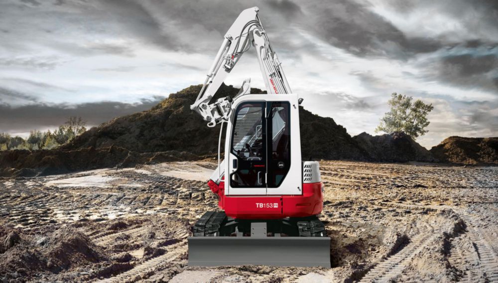38.7 hp 12,681 lbs Track Excavator