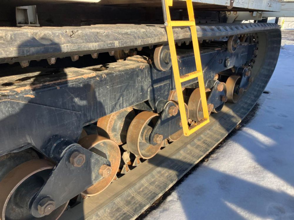 2016 CTRAC-8000 Tracked Versalift VST-9500-I Bucket