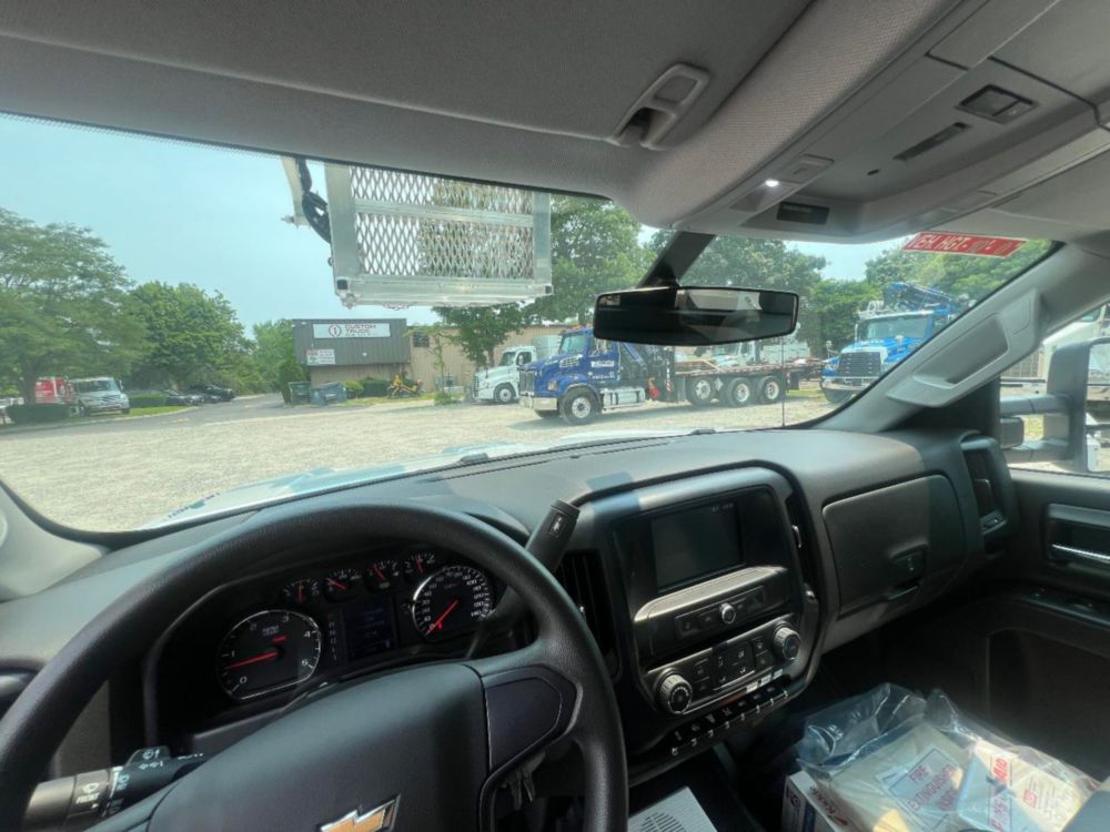 2022 Chevy 5500 4x2 Posi+ 700-40 Cable Placer Truck