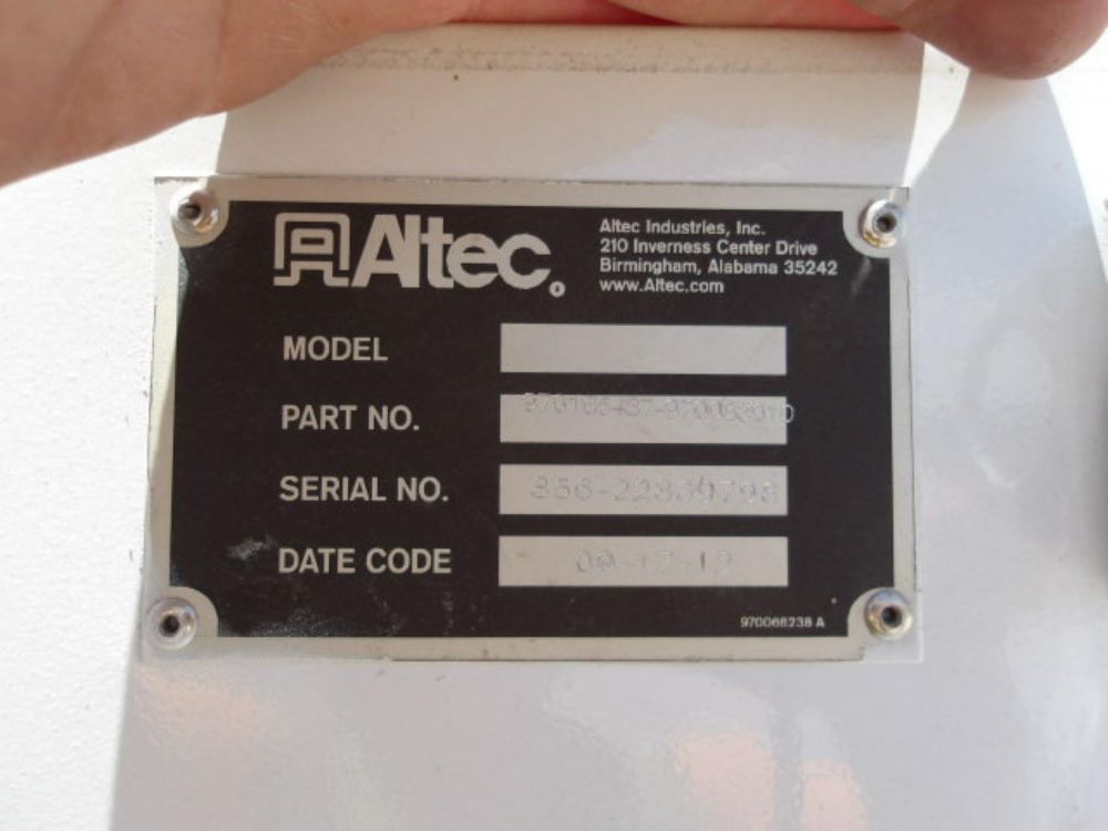 2013 Int'l 7300 4x4 Altec AA-755 Bucket Truck