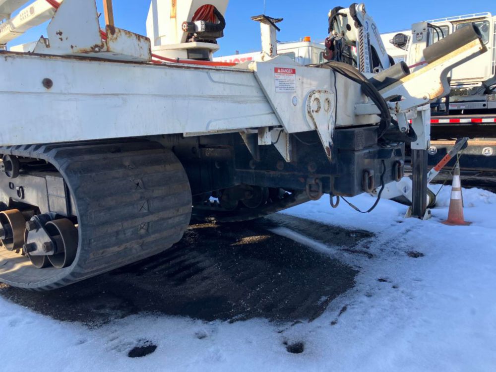 2016 CTRAC-8000 Tracked Versalift VST-9500-I Bucket