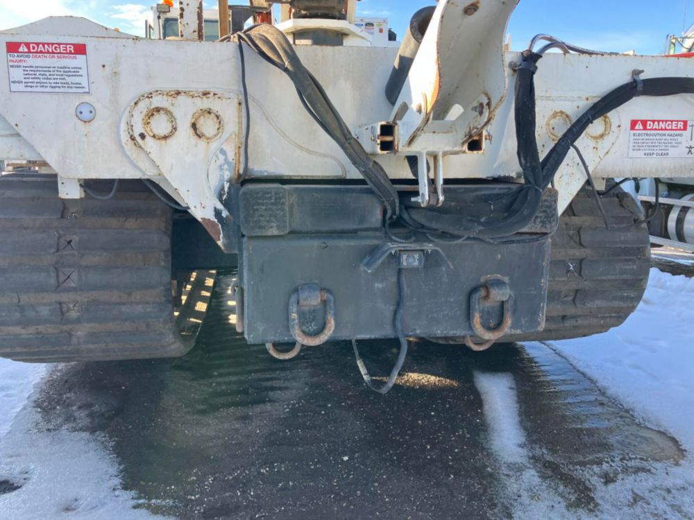 2016 CTRAC-8000 Tracked Versalift VST-9500-I Bucket