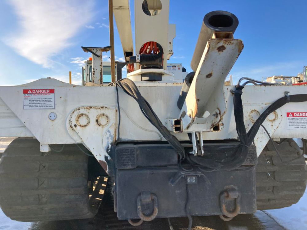 2016 CTRAC-8000 Tracked Versalift VST-9500-I Bucket