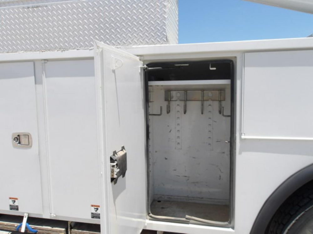 2013 Int'l 7300 4x4 Altec AA-755 Bucket Truck