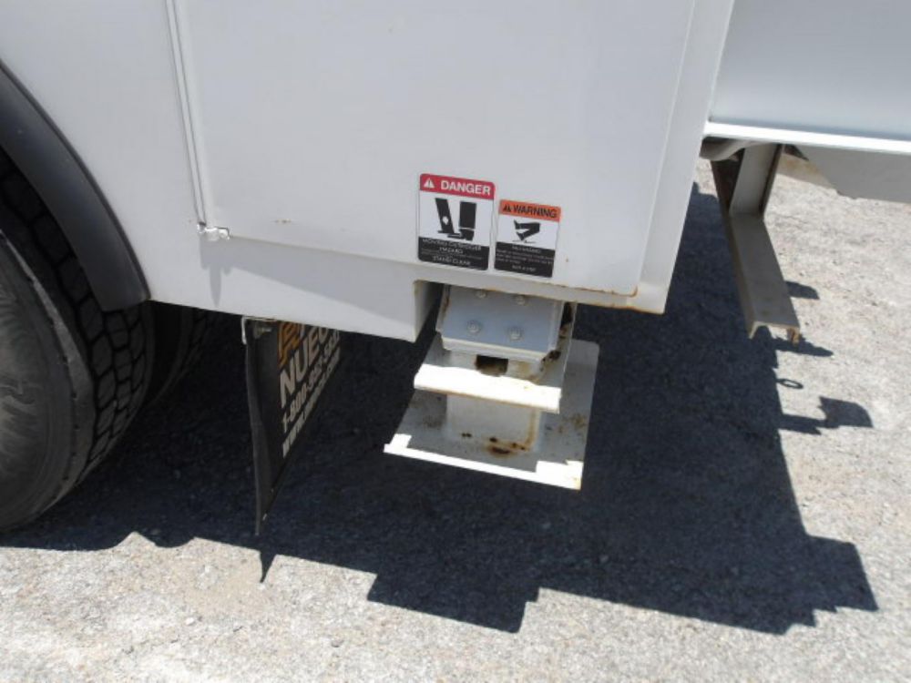 2013 Int'l 7300 4x4 Altec AA-755 Bucket Truck
