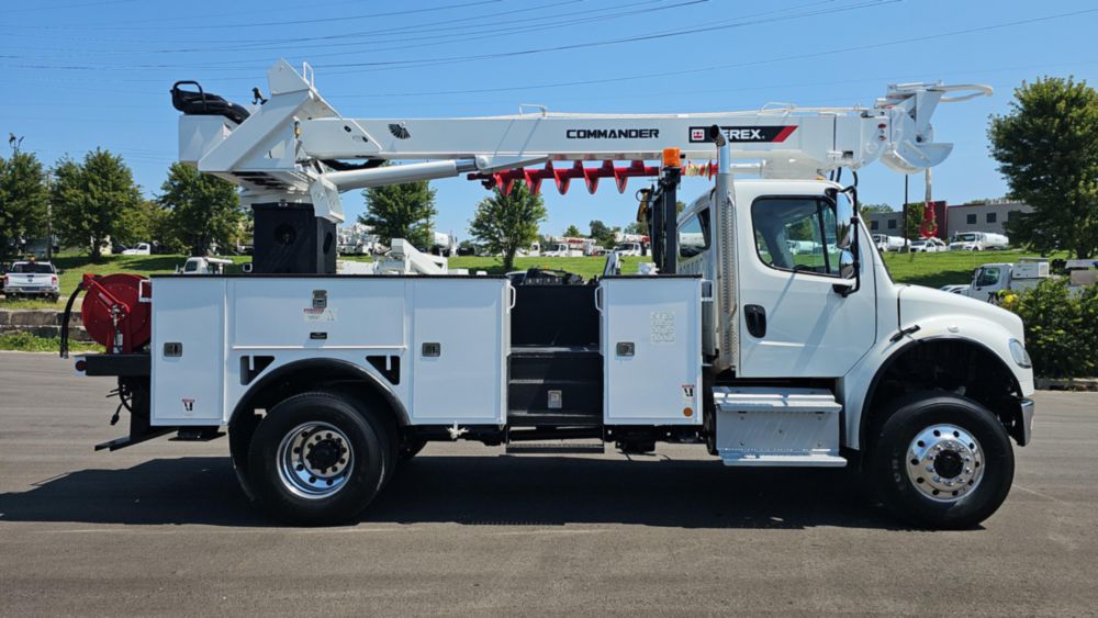 2019 Freightliner M2106 4x4 Terex C4047 Digger Derrick
