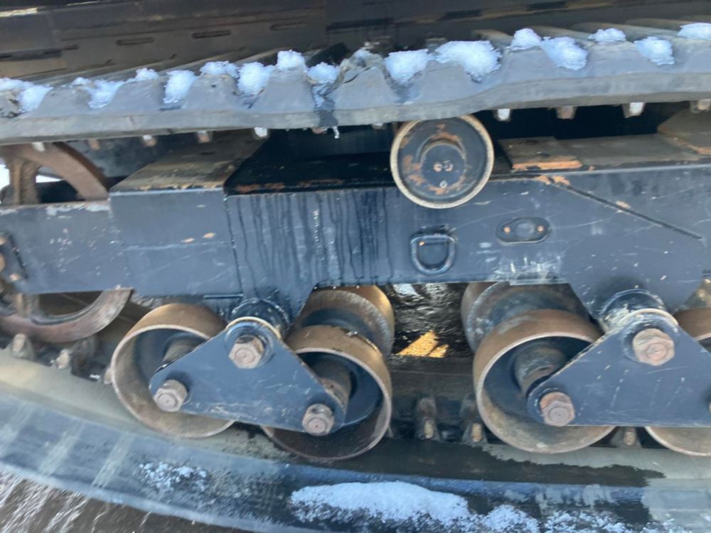 2016 CTRAC-8000 Tracked Versalift VST-9500-I Bucket
