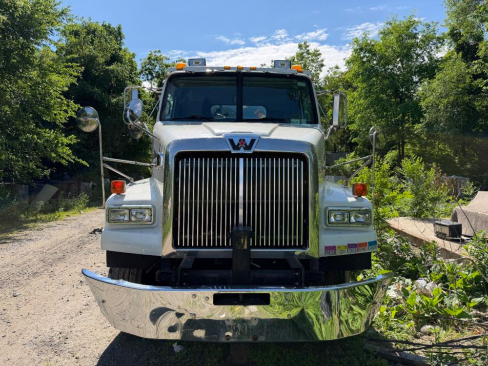 2013 Westernstar Twin Steer PM 85 SP Knuckle Boom Truck