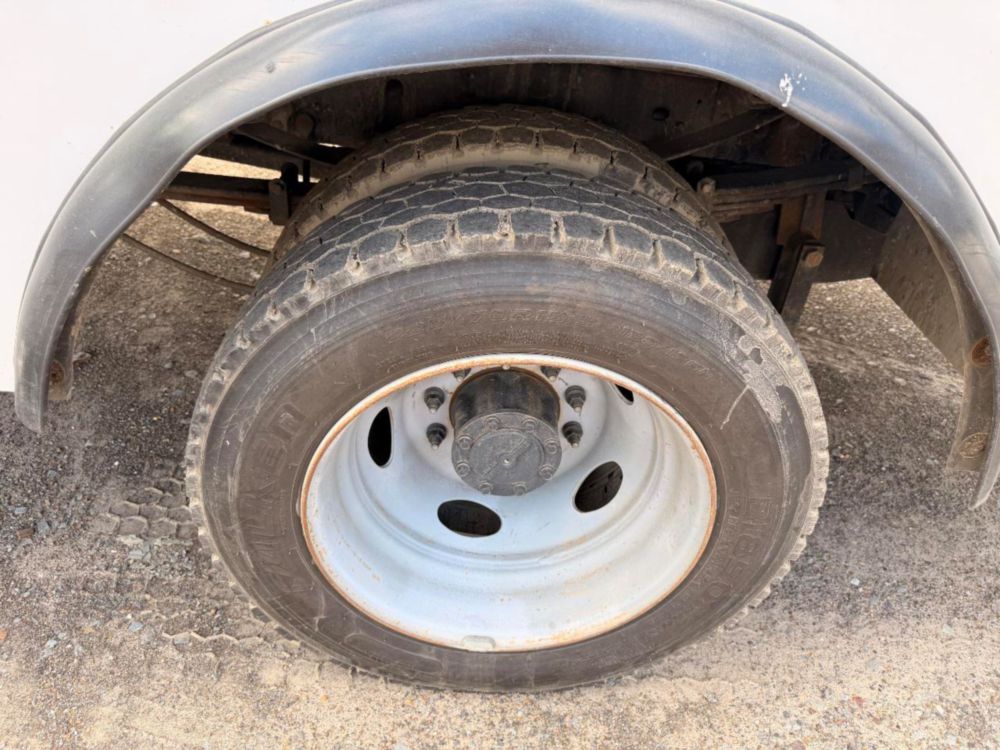 2019 Ford F-550 4x2 Versalift STP-36-NE Bucket Truck