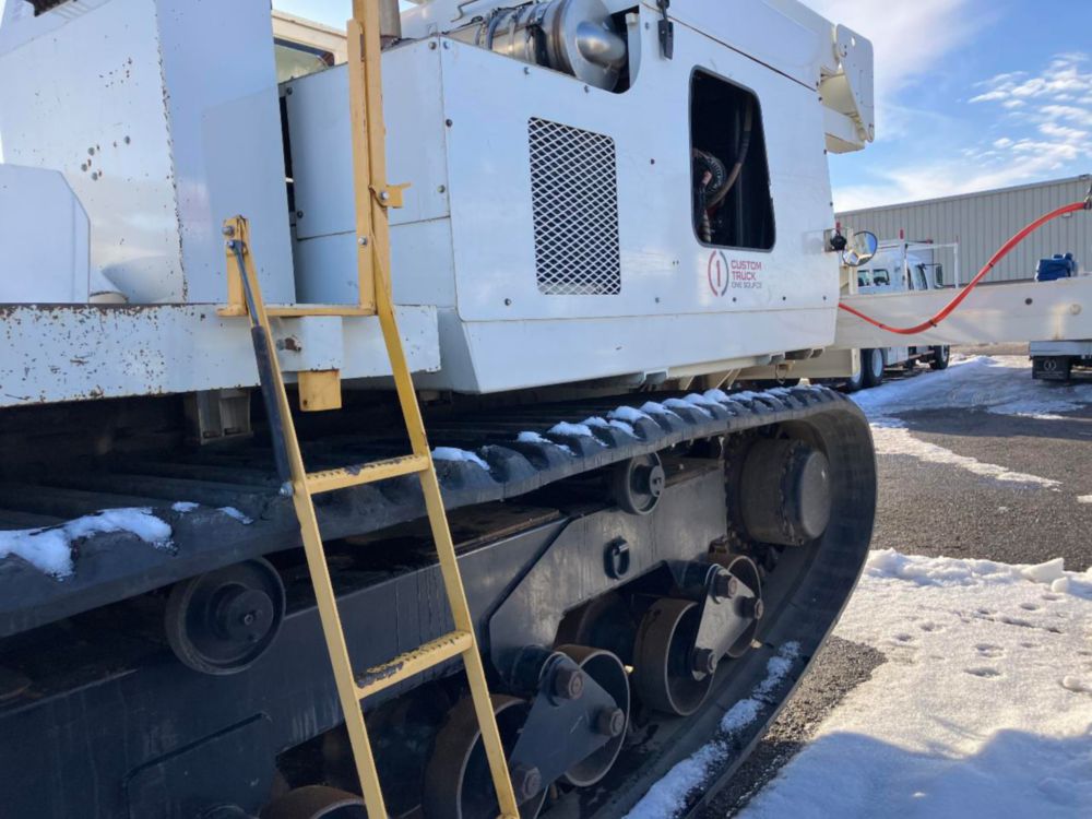 2016 CTRAC-8000 Tracked Versalift VST-9500-I Bucket