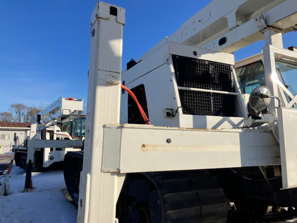 2016 CTRAC-8000 Tracked Versalift VST-9500-I Bucket