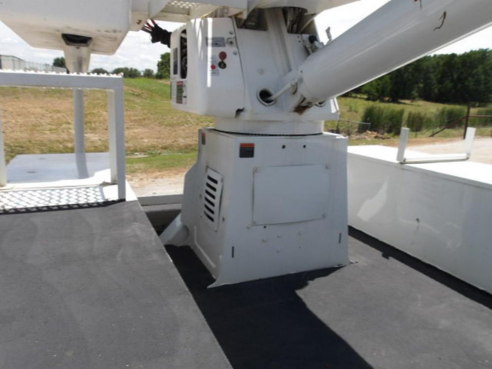 2013 Int'l 7300 4x4 Altec AA-755 Bucket Truck