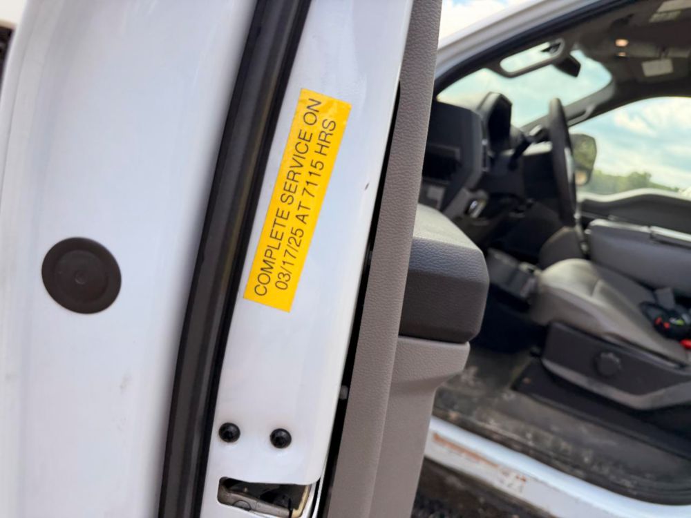 2019 Ford F-550 4x2 Versalift STP-36-NE Bucket Truck