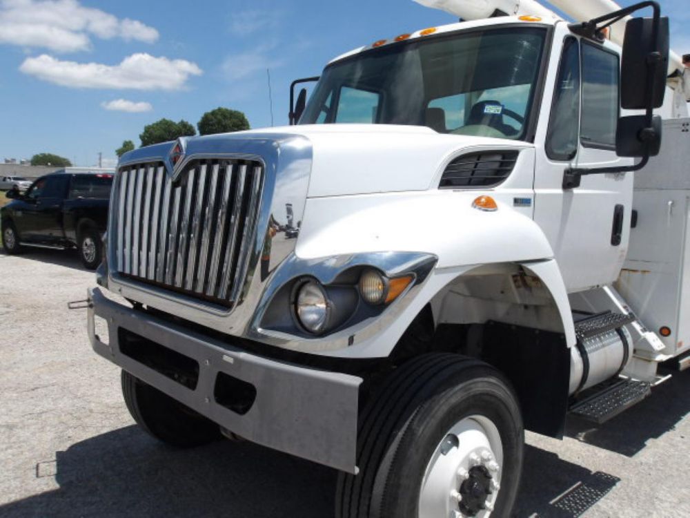 2013 Int'l 7300 4x4 Altec AA-755 Bucket Truck