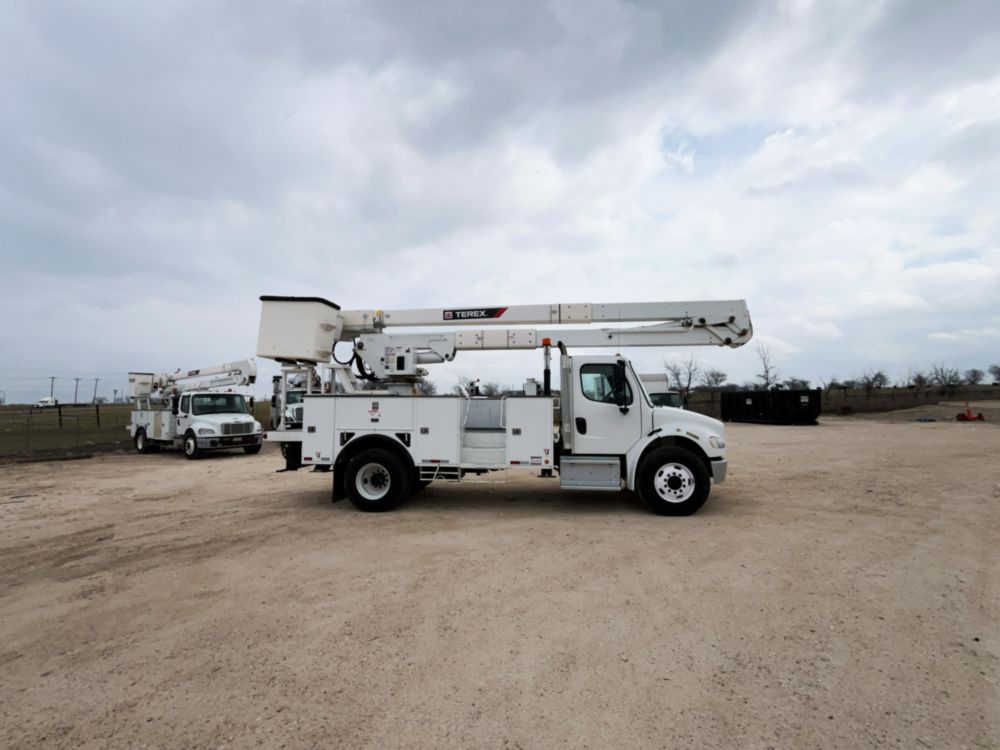 2019 Freightliner M2106 4x2 Terex HR55 Bucket Truck
