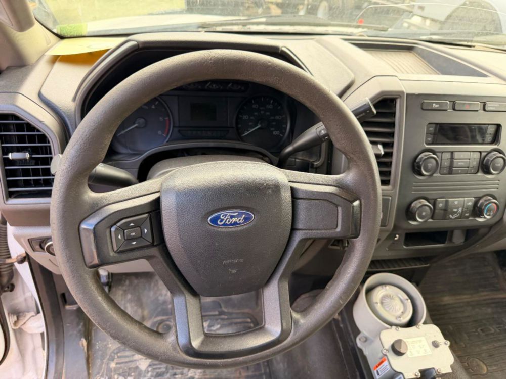 2019 Ford F-550 4x2 Versalift STP-36-NE Bucket Truck