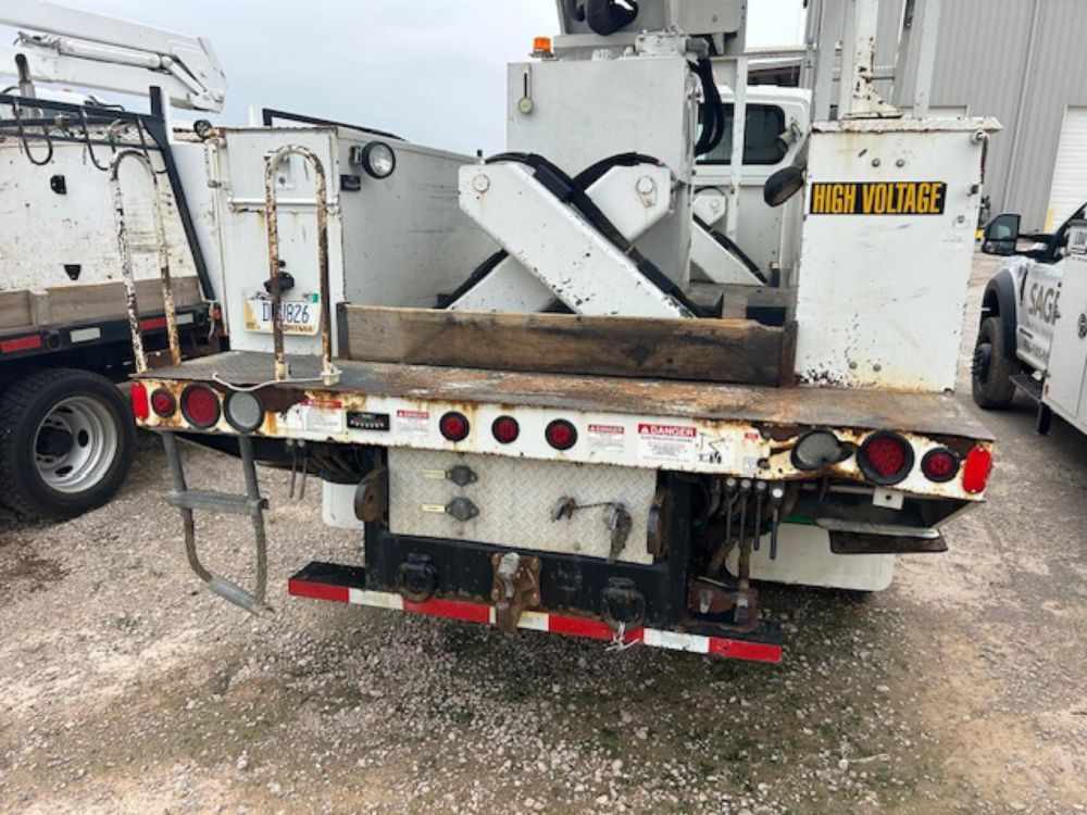 2015 Int'l 7400 Diesel 4x2 Terex HRX-55 Material Handler Bucket Truck