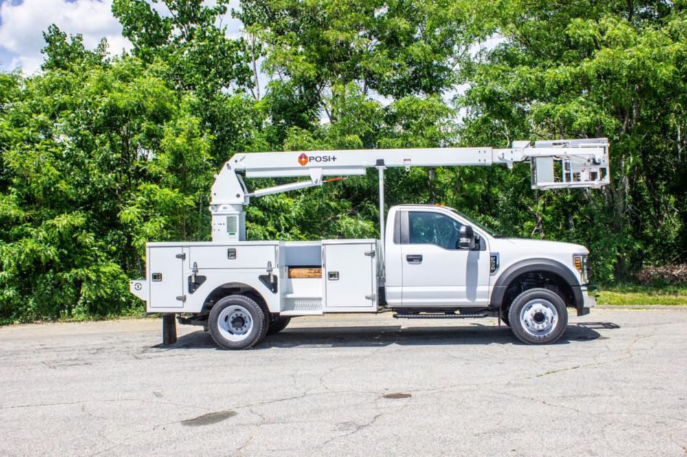 33 ft Non Insulated Telecom Bucket Truck