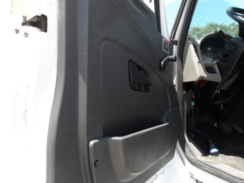 2013 Int'l 7300 4x4 Altec AA-755 Bucket Truck