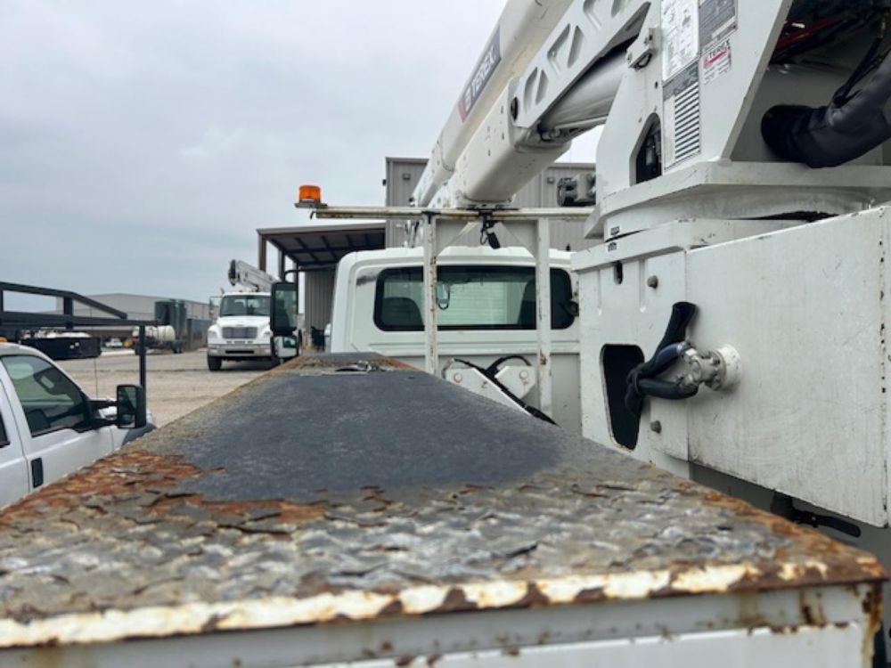 2015 Int'l 7400 Diesel 4x2 Terex HRX-55 Material Handler Bucket Truck