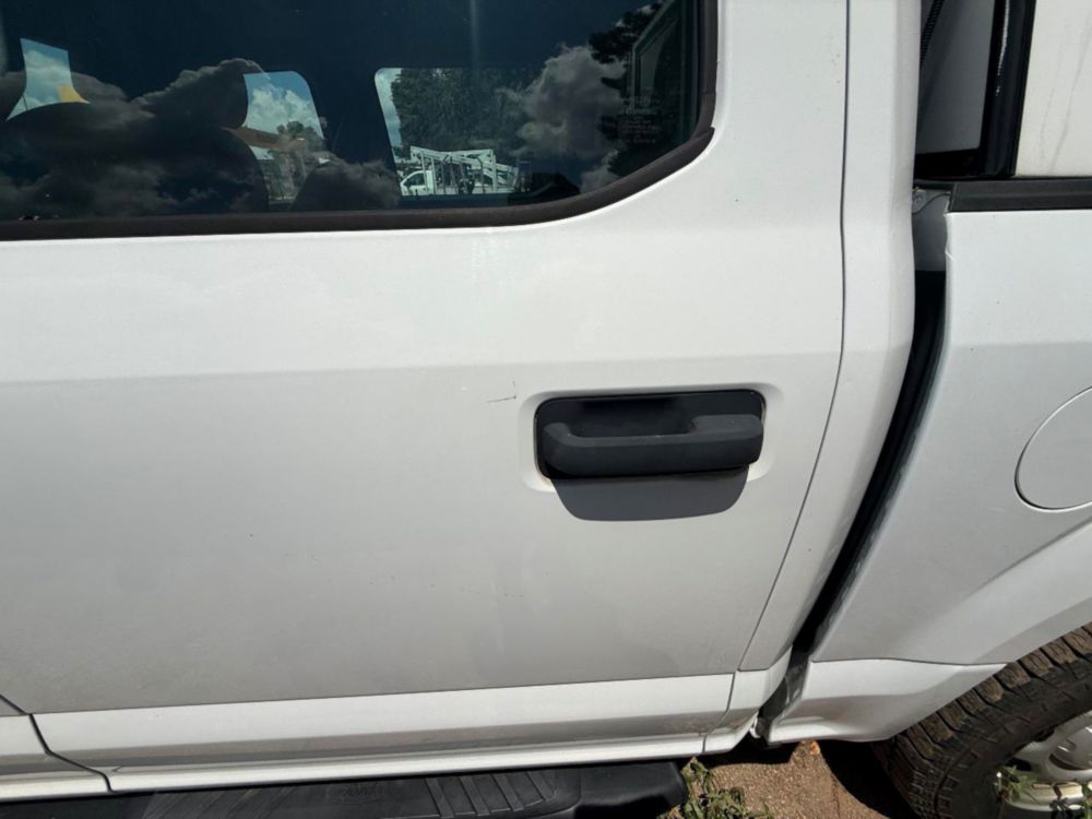 2015 Ford F-150 Crew Cab 4x4 Pickup Truck