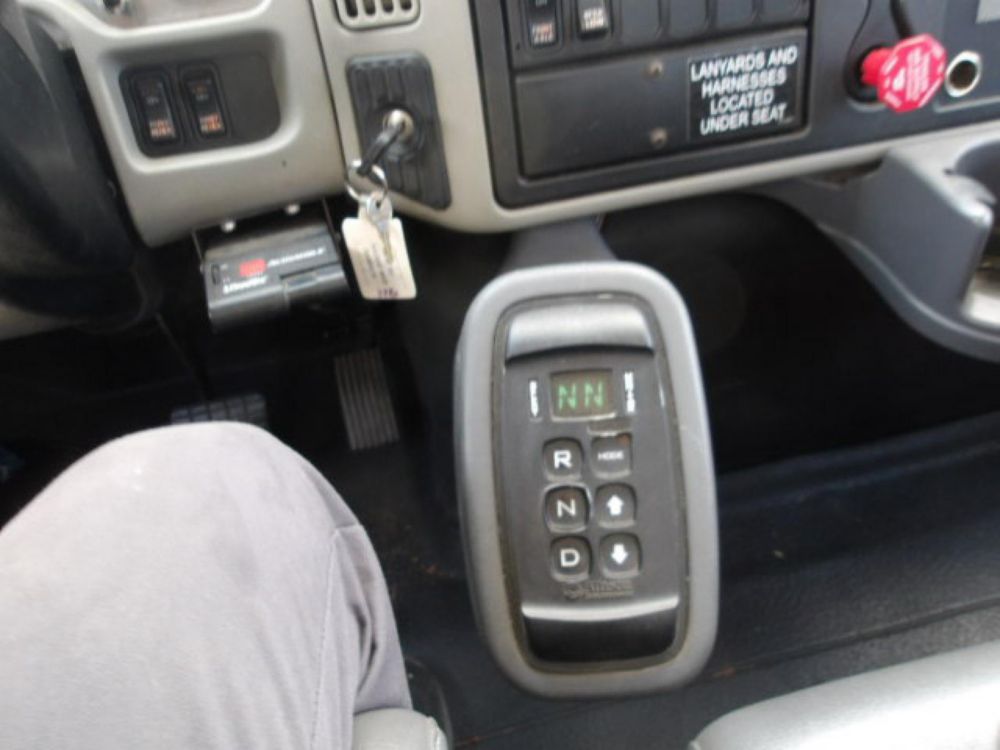 2013 Int'l 7300 4x4 Altec AA-755 Bucket Truck
