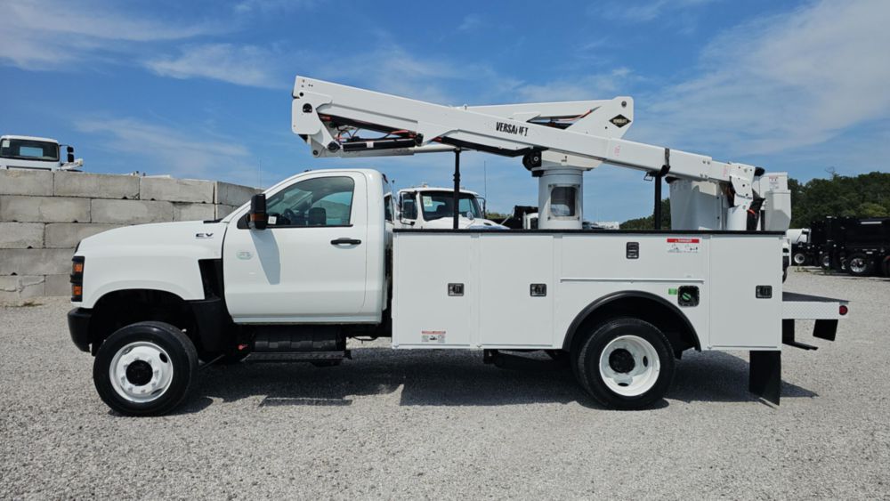 2020 International CV515 4x4 Versalift SST-40-EIH Bucket Truck