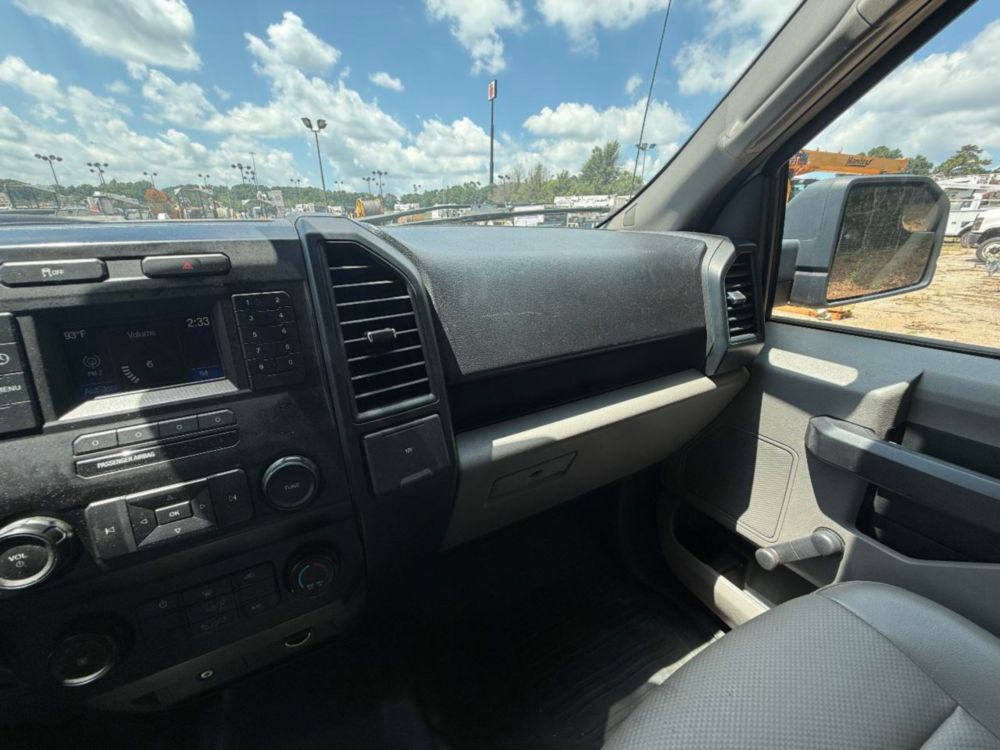 2015 Ford F-150 Crew Cab 4x4 Pickup Truck