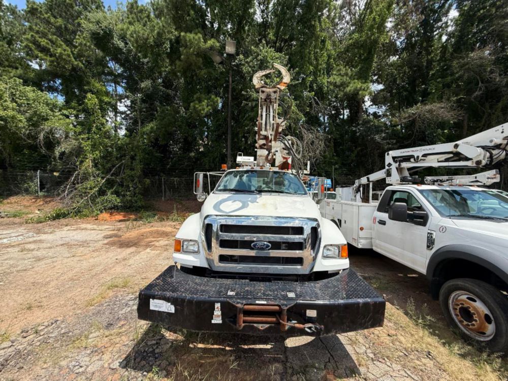 2015 Ford F-750 4x2 Terex Commander 4047 Digger Derrick Truck