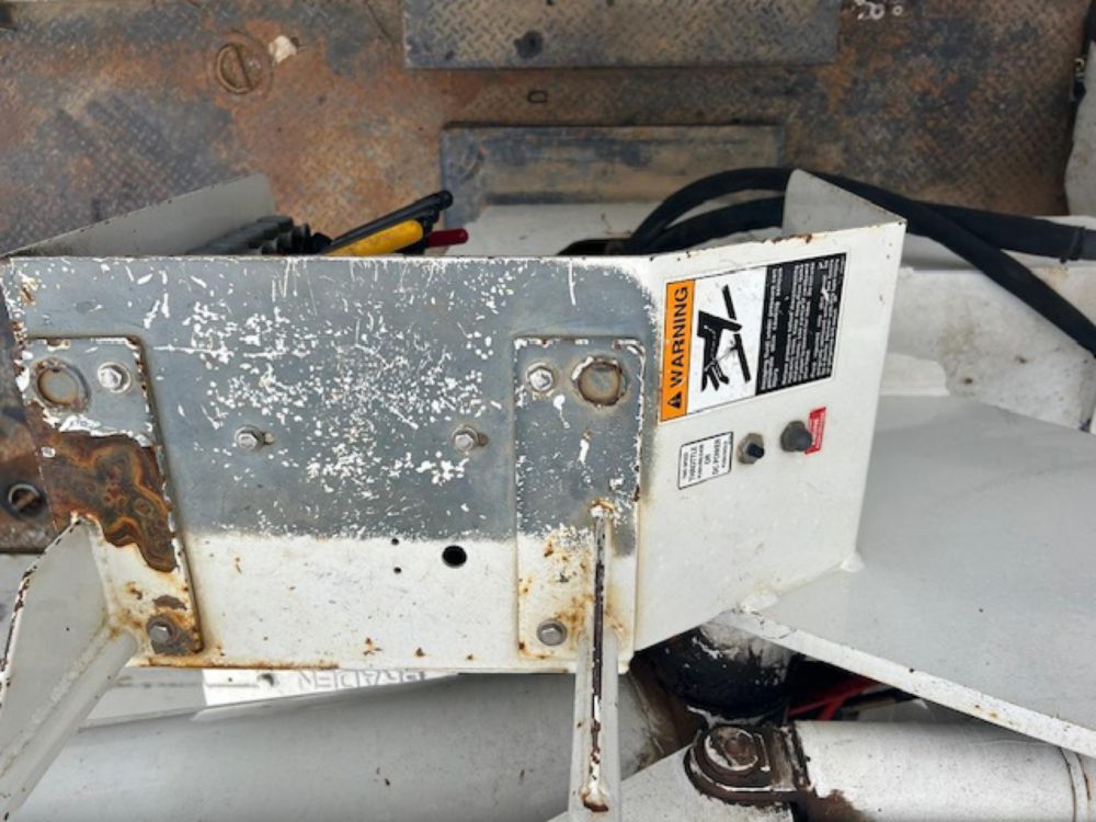 2015 Int'l 7400 Diesel 4x2 Terex HRX-55 Material Handler Bucket Truck