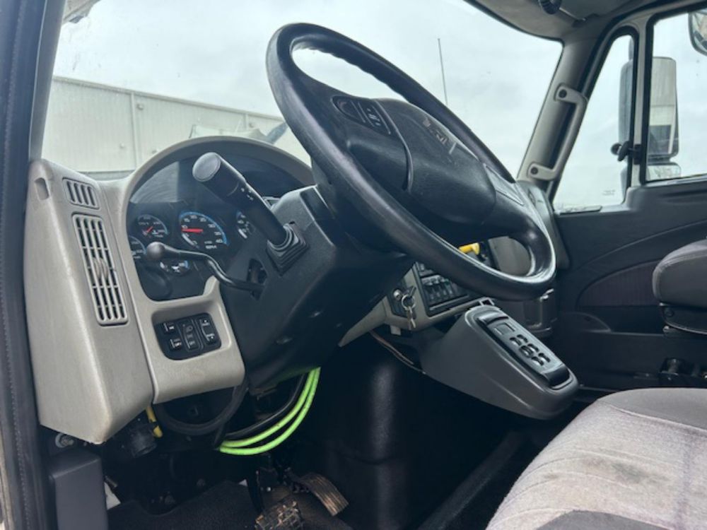 2015 Int'l 7400 Diesel 4x2 Terex HRX-55 Material Handler Bucket Truck