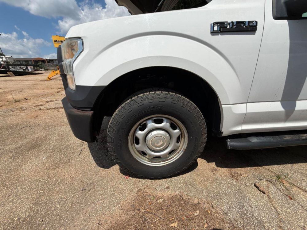 2015 Ford F-150 Crew Cab 4x4 Pickup Truck