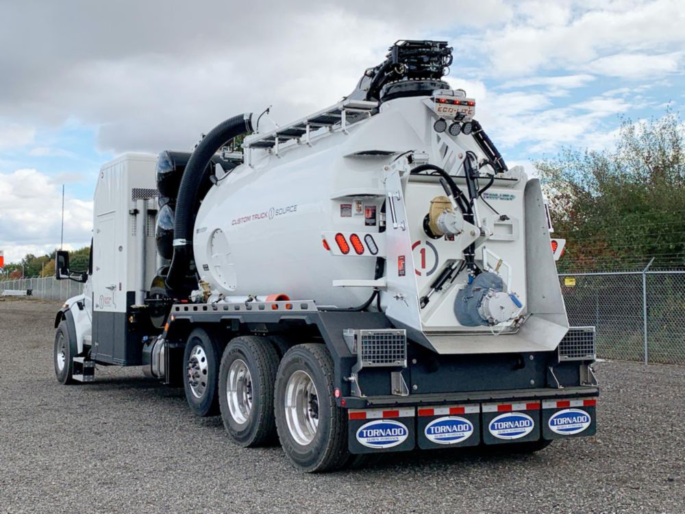 2026 Peterbilt 548 8x4 Tornado Global Hydrovac F3 ECOLITE Hydrovac Truck