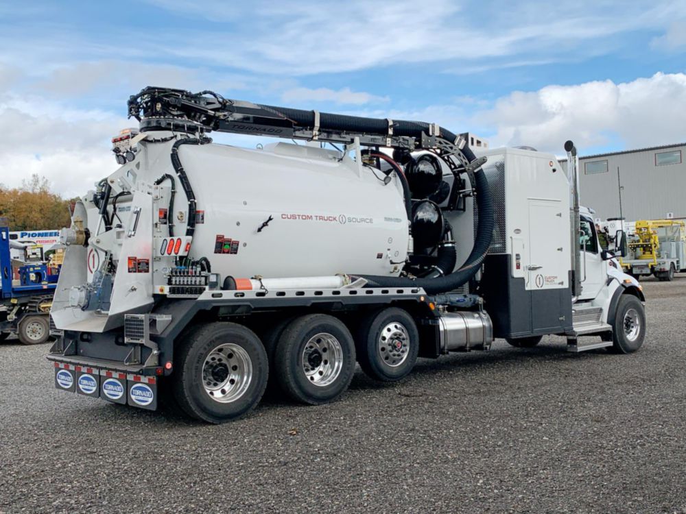 2026 Peterbilt 548 8x4 Tornado Global Hydrovac F3 ECOLITE Hydrovac Truck