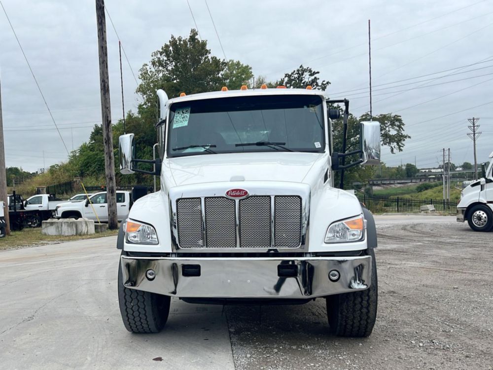2026 Peterbilt 548 6x4 Galbreath U5-EX-174 Roll-Off Truck