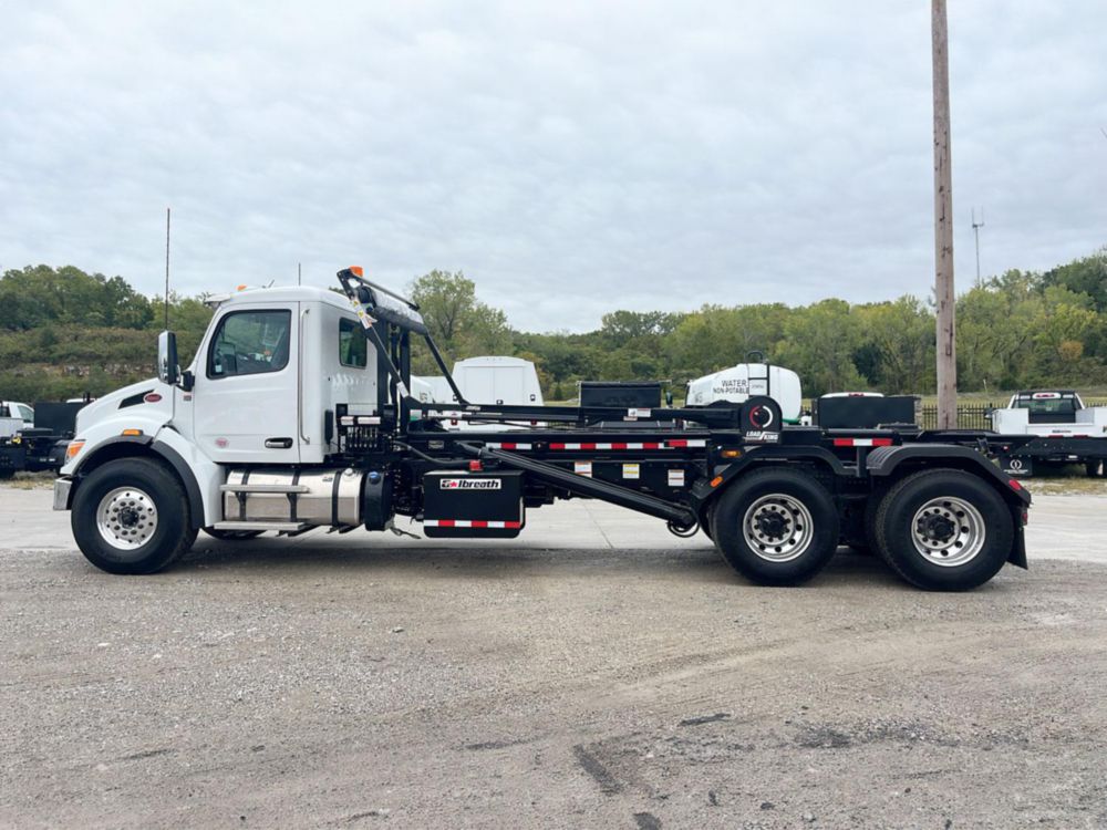 2026 Peterbilt 548 6x4 Galbreath U5-EX-174 Roll-Off Truck