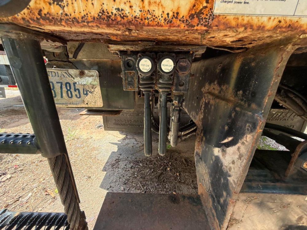 2015 Ford F-750 4x2 Terex Commander 4047 Digger Derrick Truck