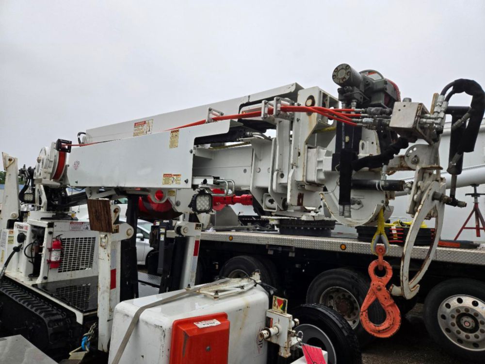 2017 SDP EZ Hauler 55MLP Mini Digger Derrick With SDP Support Trailer.